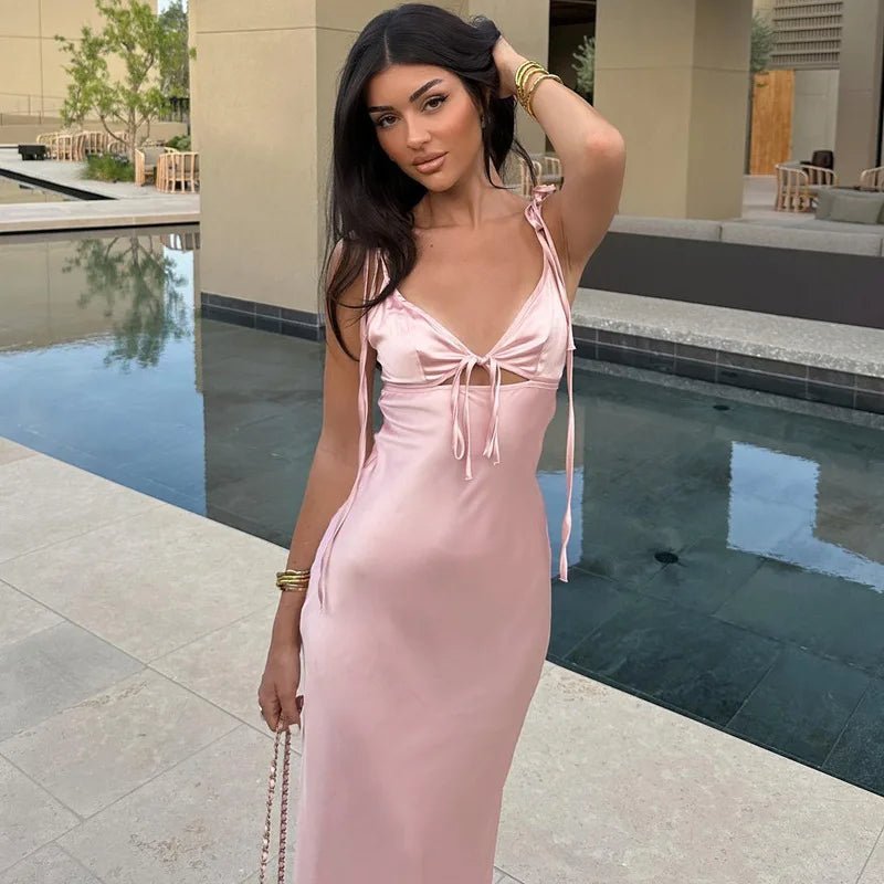 Aaliyah Maxikleid mit V-Ausschnitt, Schnürung und Spaghettiträgern