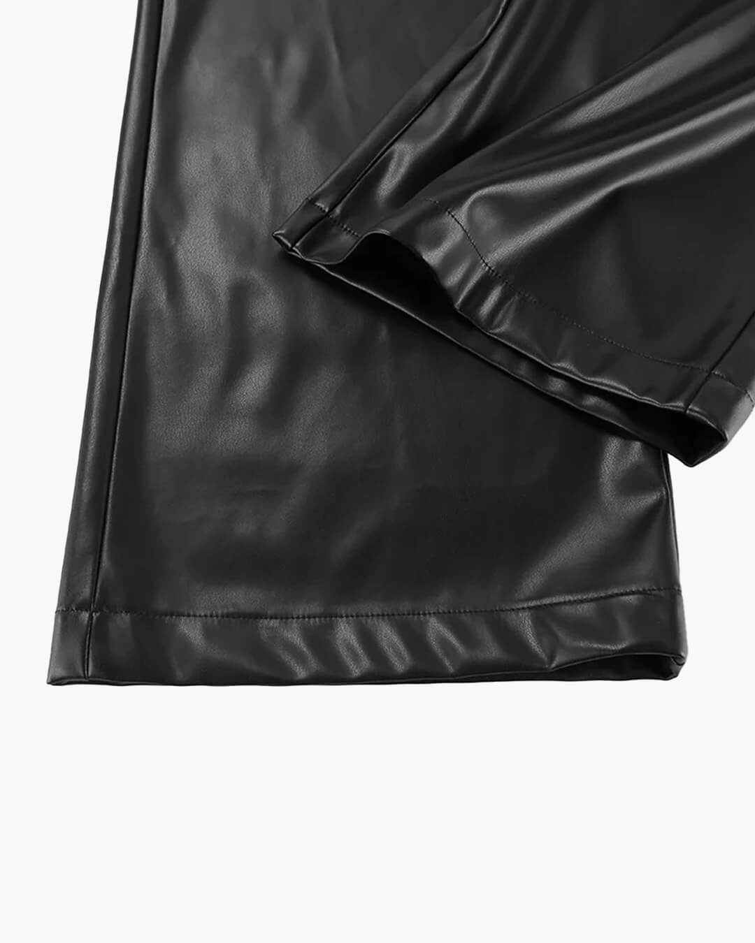 Ada Lederhose mit weitem Bein