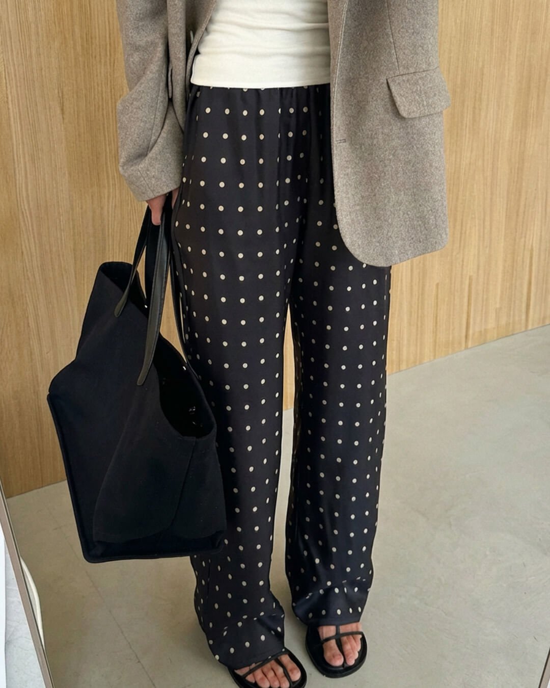 Adela Satin-Hose mit Pünktchenmuster