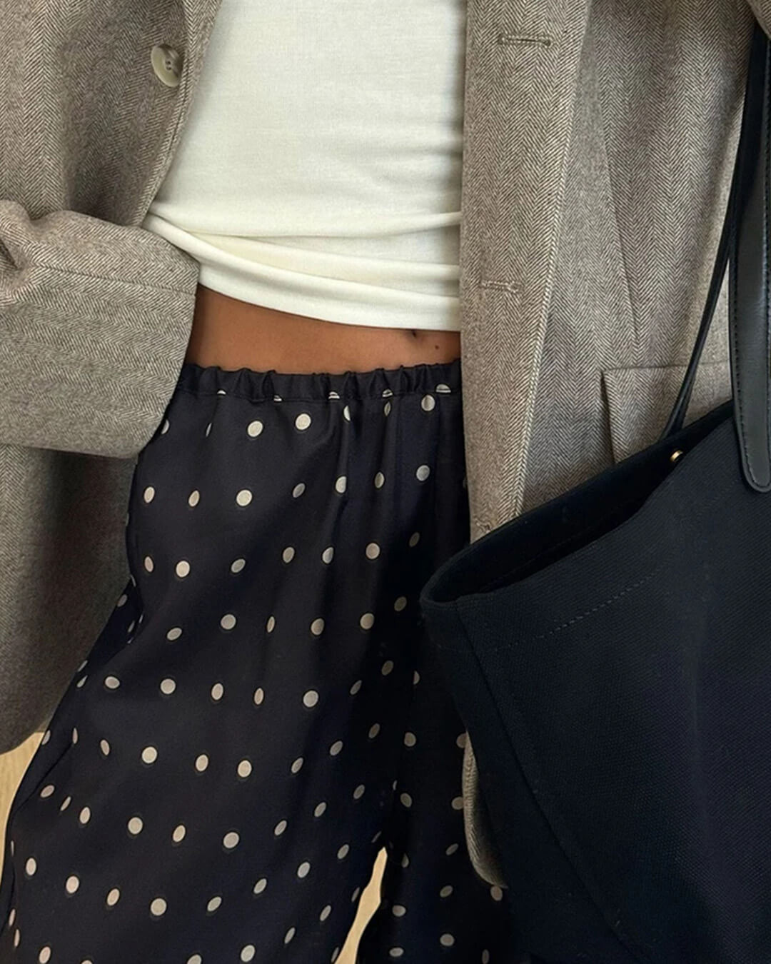 Adela Satin-Hose mit Pünktchenmuster