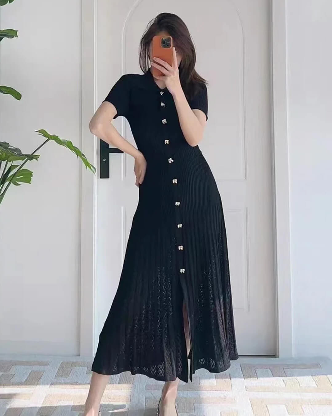 Affra Gestricktes Maxikleid mit Umlegekragen