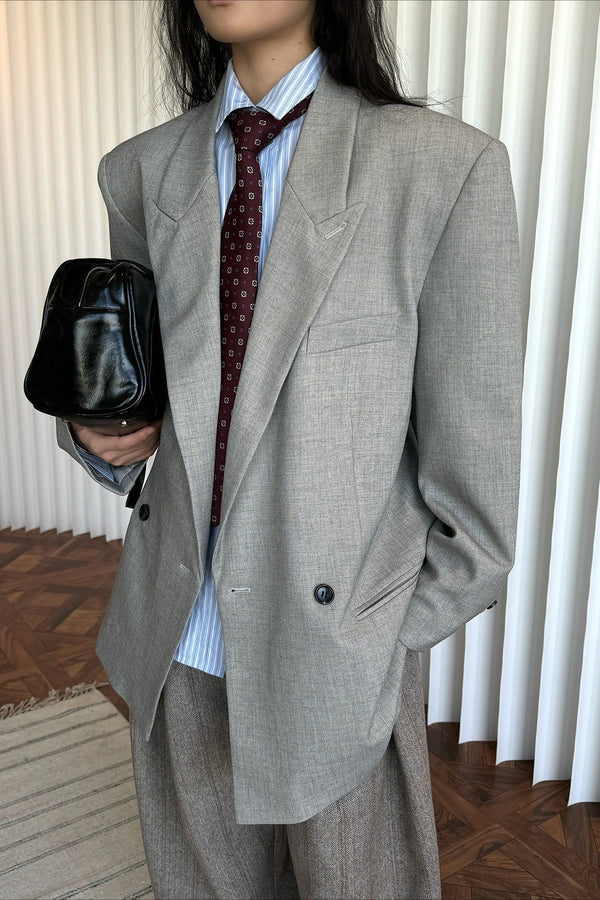 Akira Blazer mit strukturierter Schulterpartie