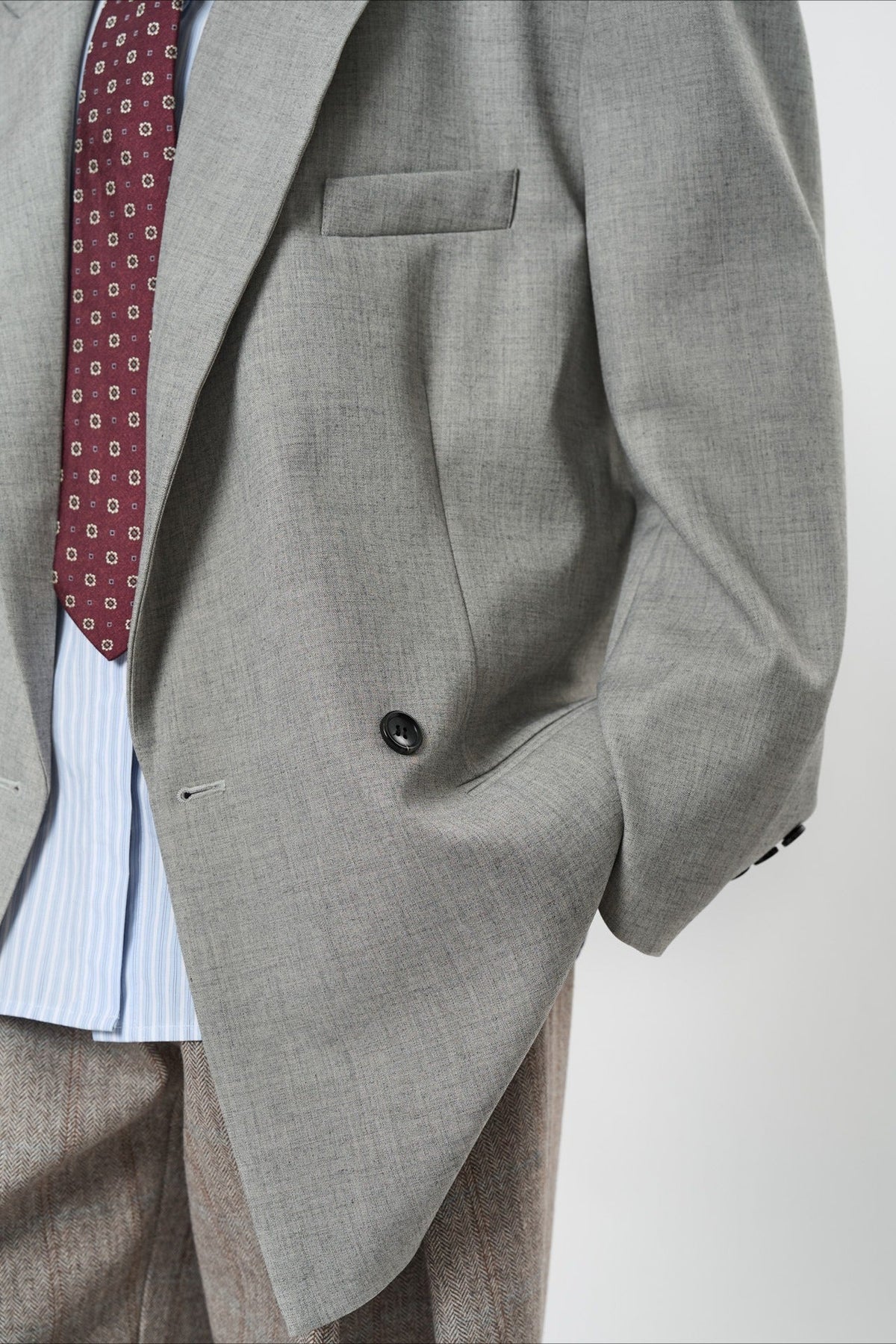Akira Blazer mit strukturierter Schulterpartie