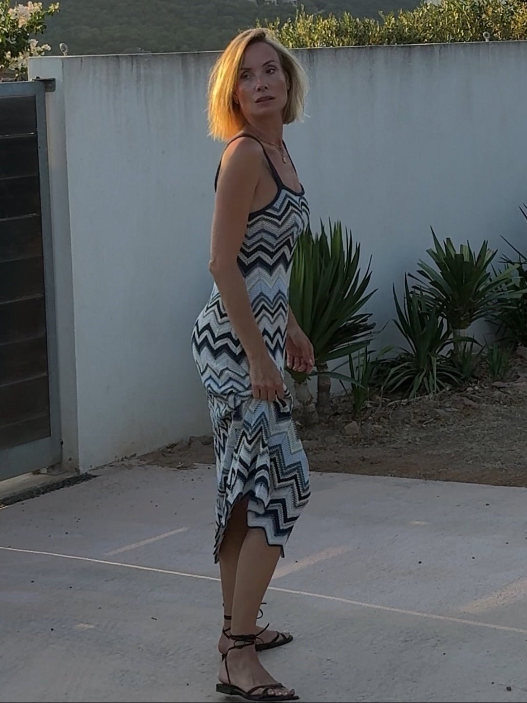 Allegra gehäkeltes Cover-up-Kleid mit Schlitz