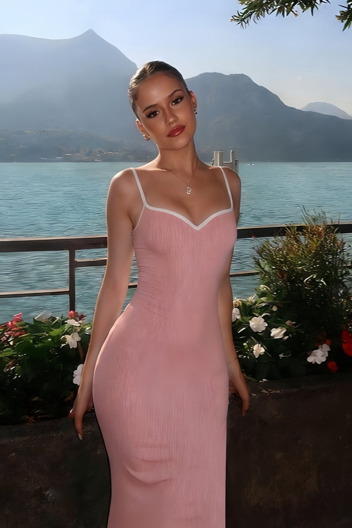 Amelie Figurbetontes Maxikleid mit Trägern