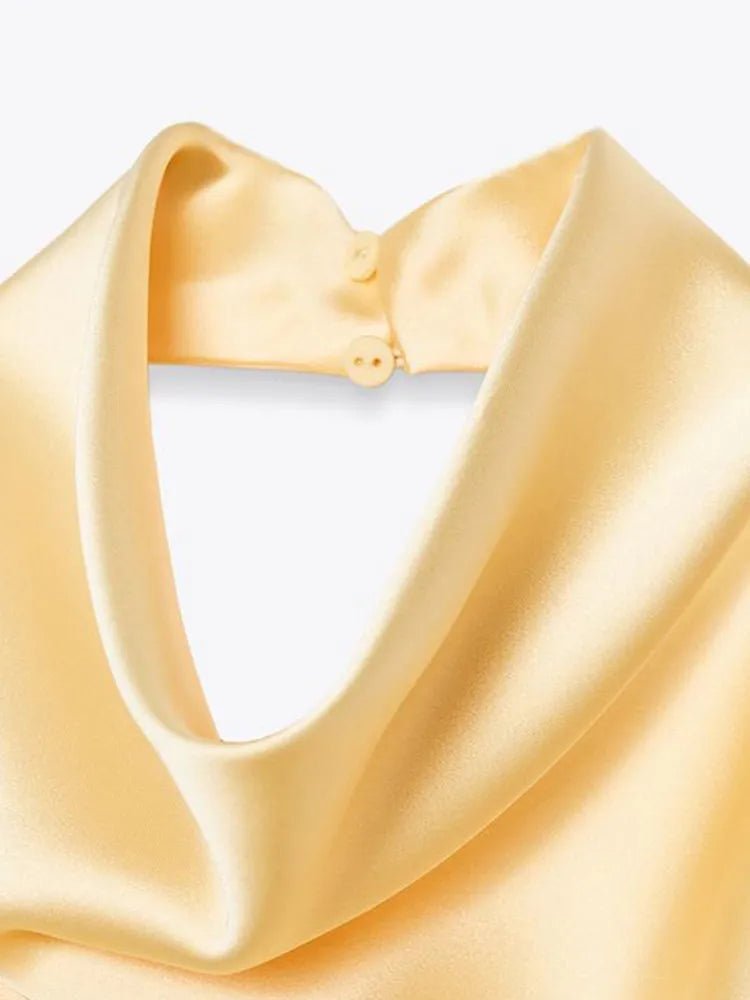 Anastasia Satin-Top mit Neckholder und rückenfreiem Design
