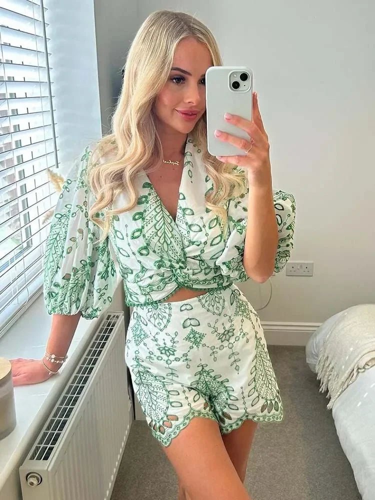 Aoife besticktes Shorts-Set