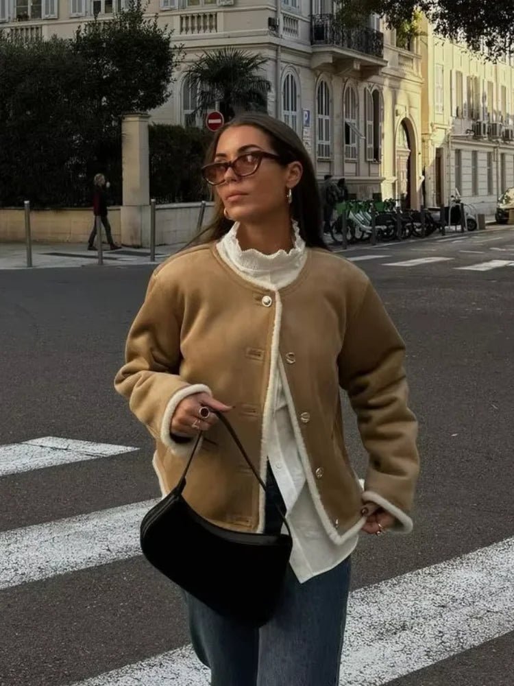 Aralyn Mantel aus Wildlederimitat mit Kunstpelz