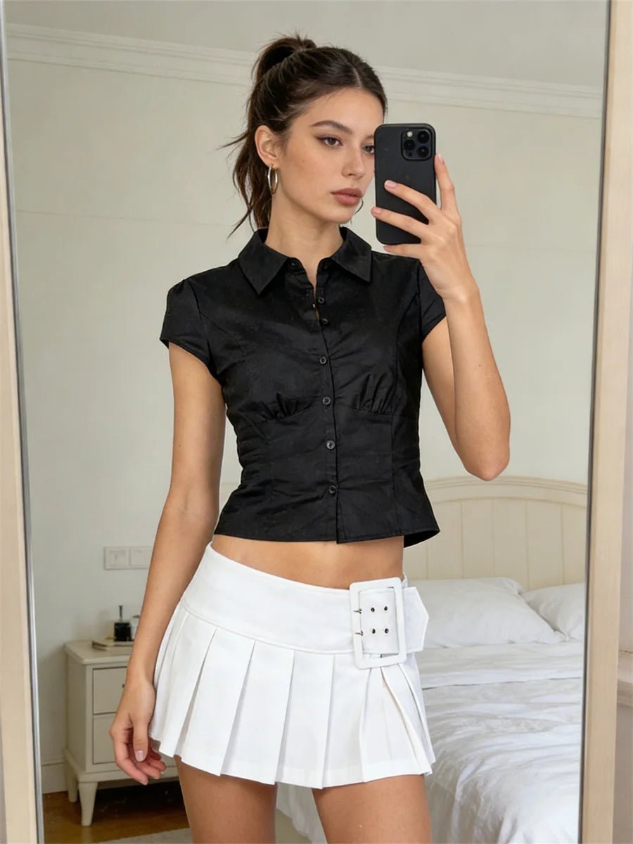 Ariana Cropped-Bluse mit Knopfleiste