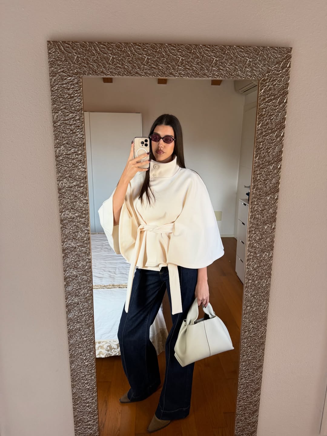 Elegante Cape-Jacke Arianne mit hohem Kragen und Gürtel