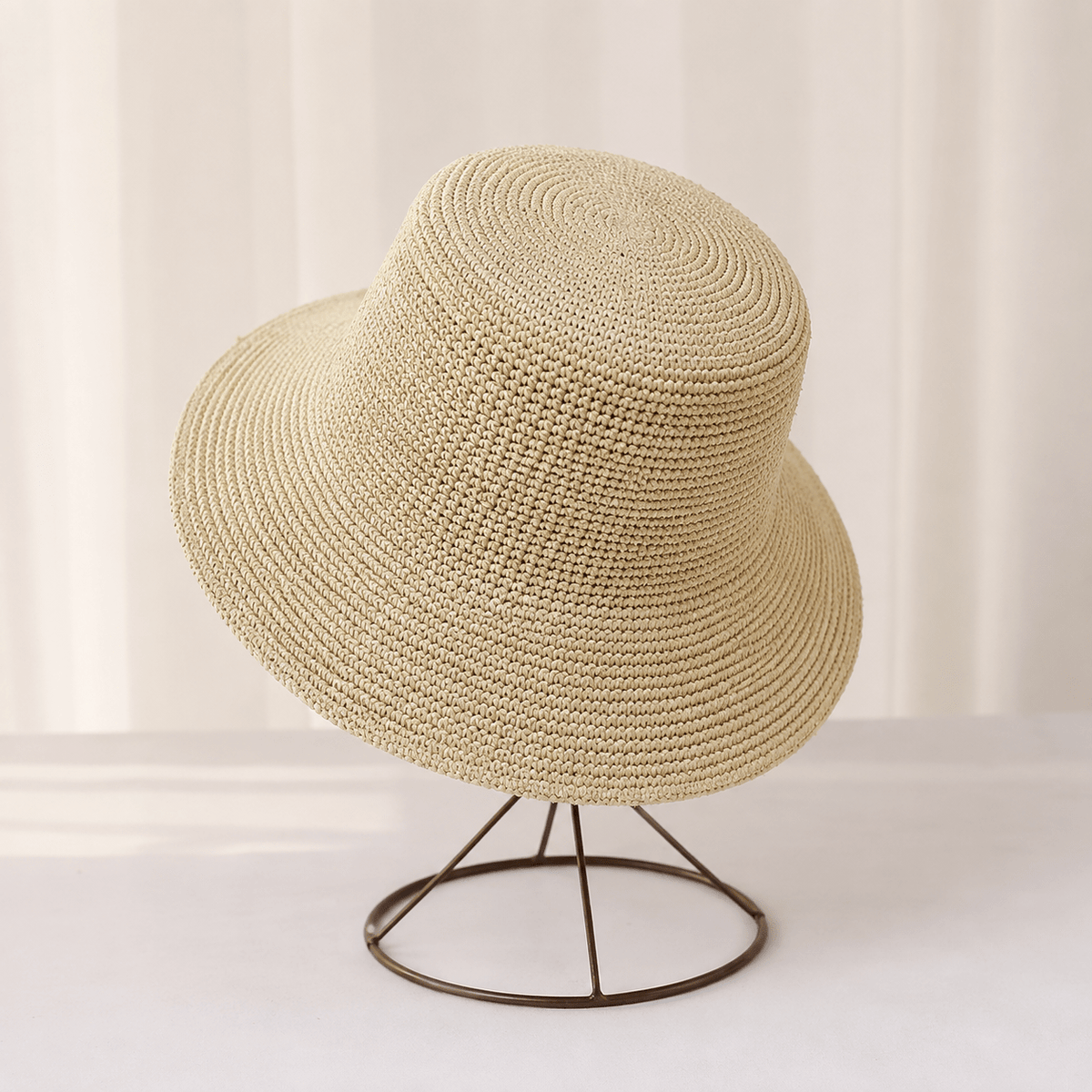 Ariel-Raffia-Bucket-Hut