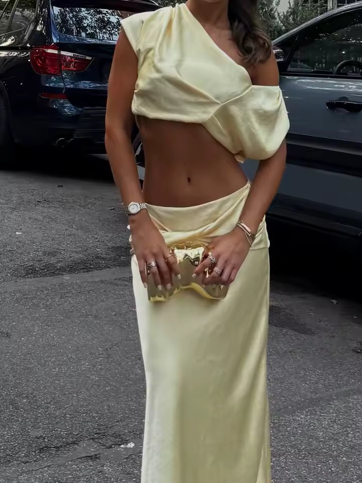 Arlette plissiertes Satin-Crop-Top- und Rock-Set