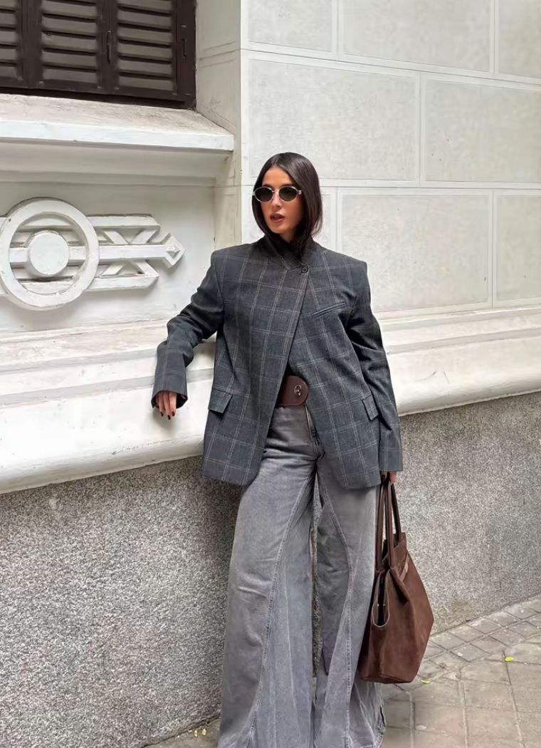 Aurelia Karierter Blazer mit Stehkragen