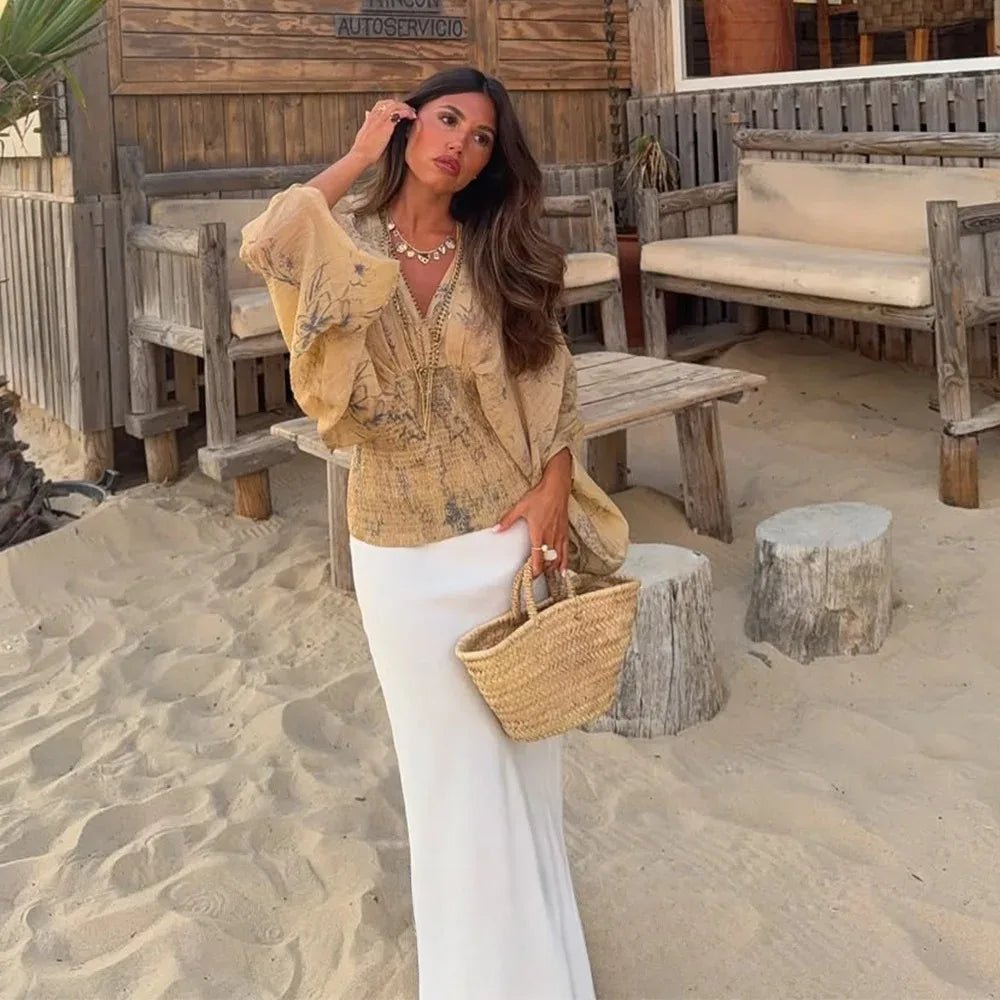 Beatrice Bluse mit Batikmuster und V-Ausschnitt