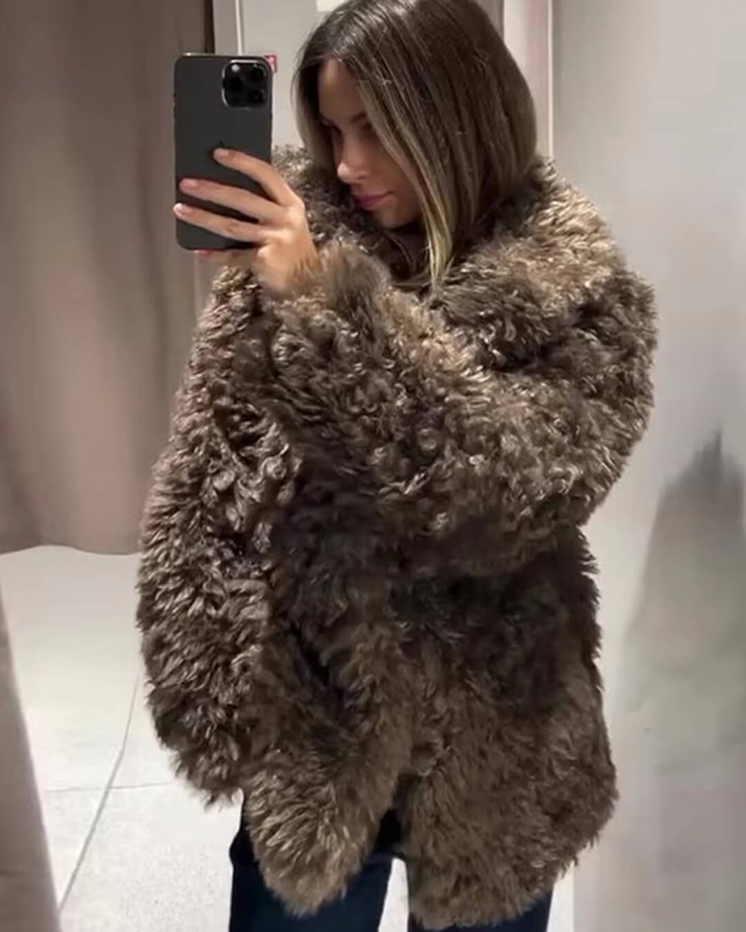 Betty Kunstpelzjacke