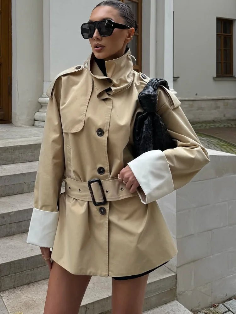 Brenda Trenchjacke mit kontrastierenden Ärmelbündchen