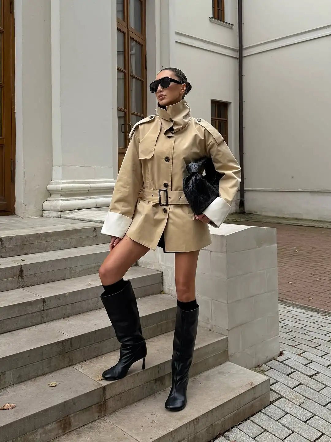Brenda Trenchjacke mit kontrastierenden Ärmelbündchen