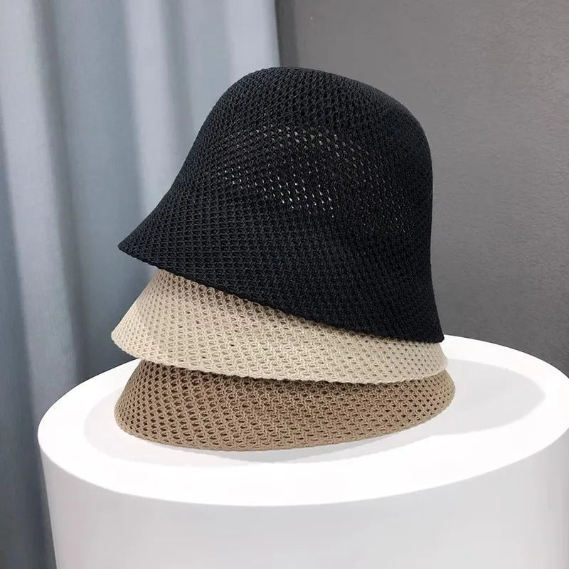 Bridget Sommer-Bucket-Hut
