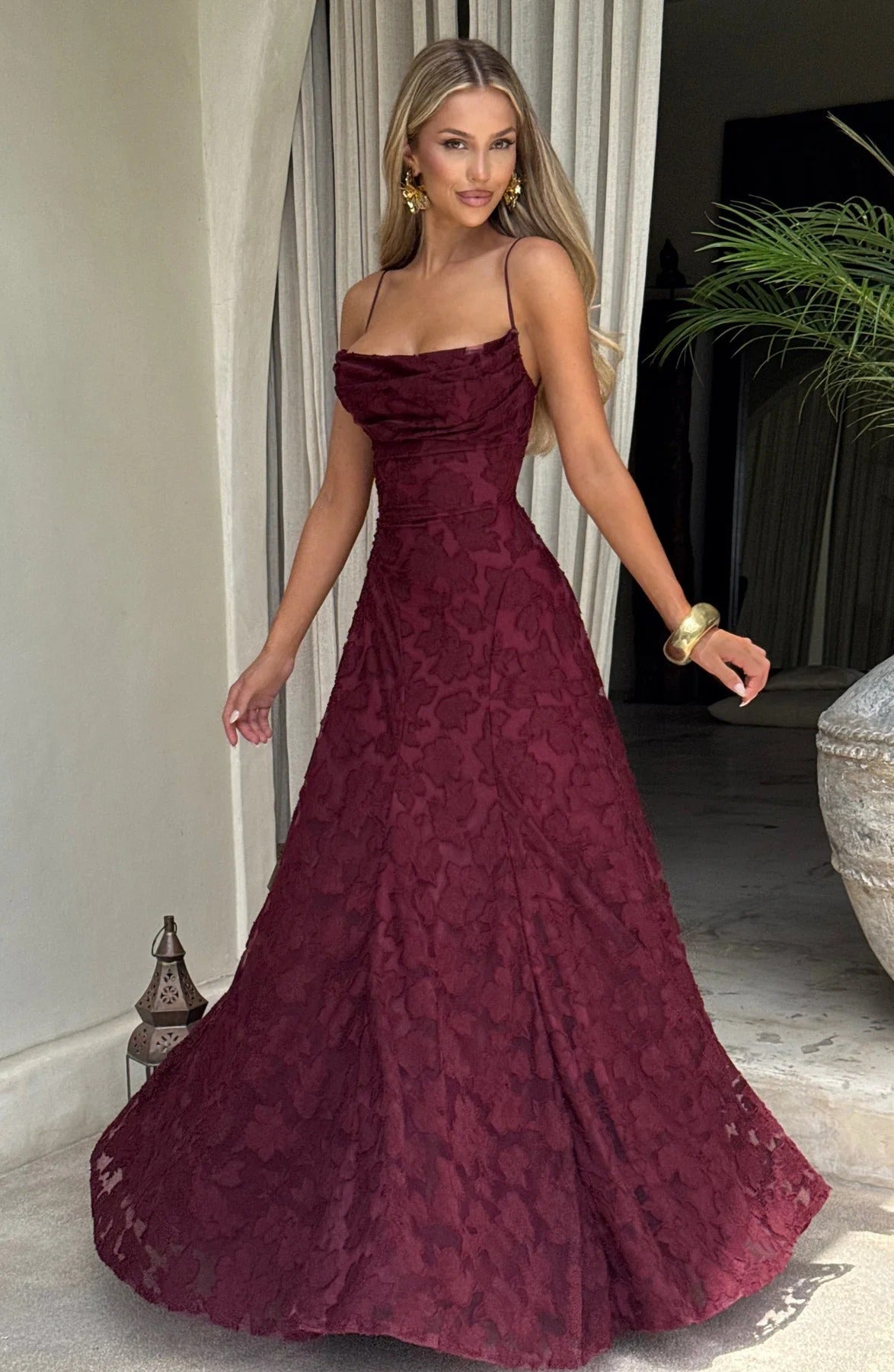 Ärmelloses geblümtes Maxikleid „Brielle“