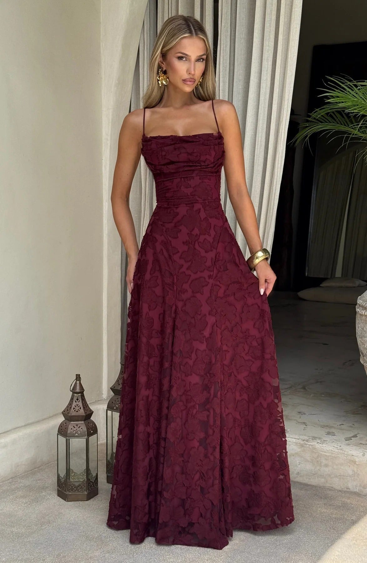Ärmelloses geblümtes Maxikleid „Brielle“