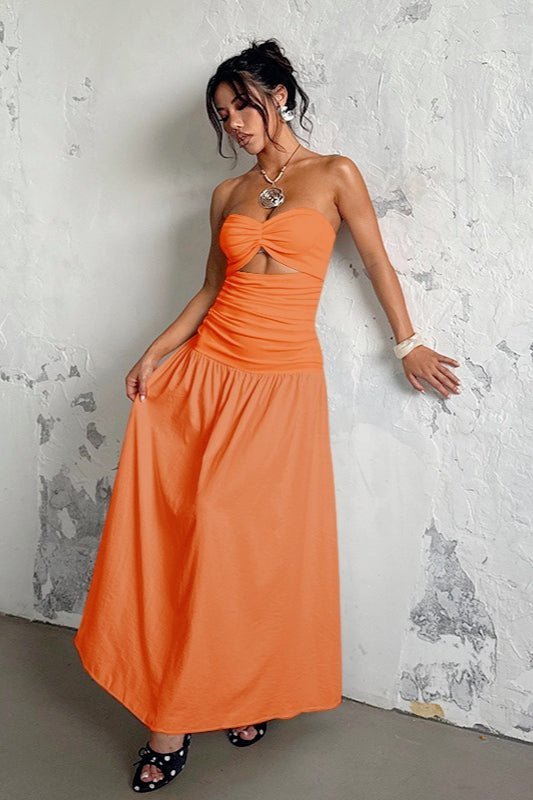 Camia Trägerloses Maxikleid mit Cut-outs