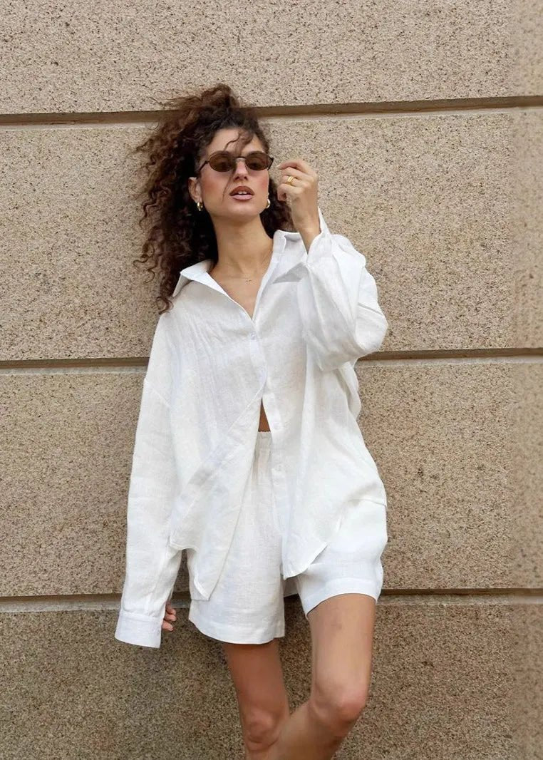 Camille Weißes Baumwollhemd- und Shorts-Set
