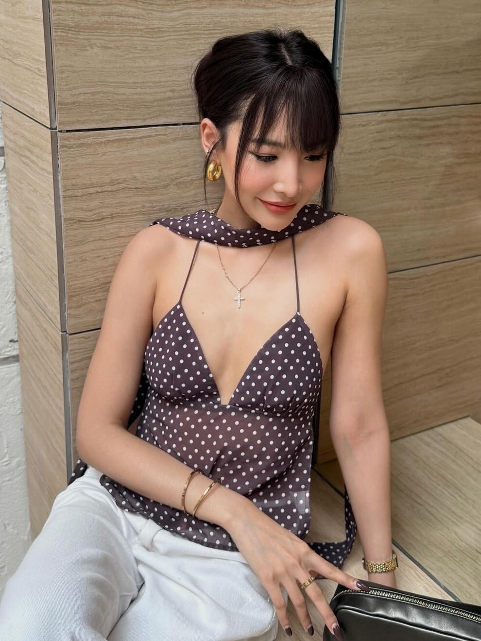 Carla rückenfreies Top mit Polka-Dots