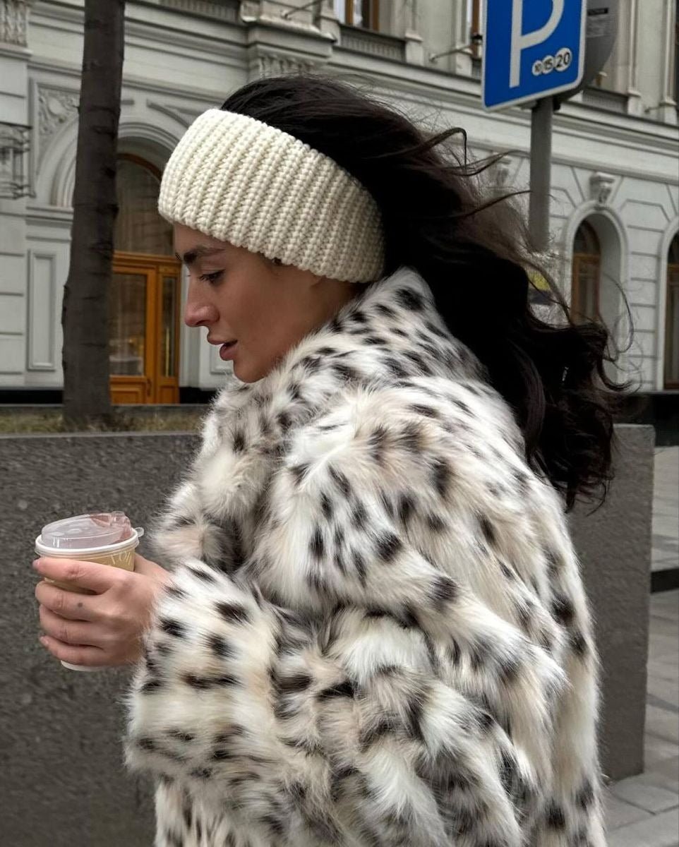 Celeste Mantel aus Leoparden-Kunstpelz