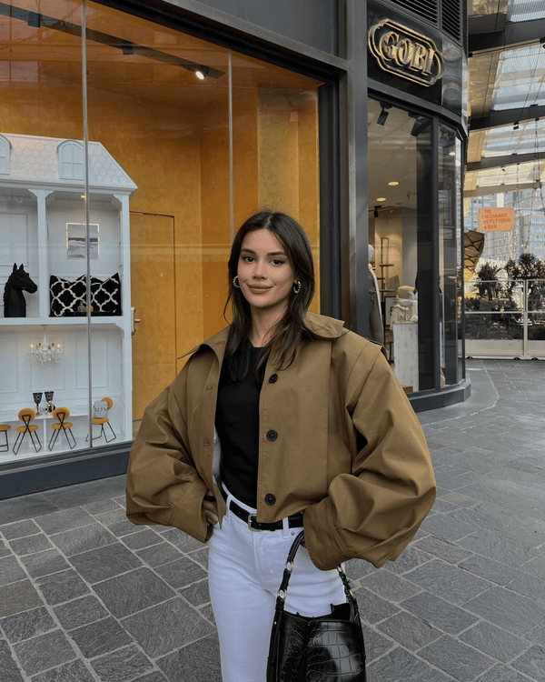Celia Kurze Jacke mit Stehkragen