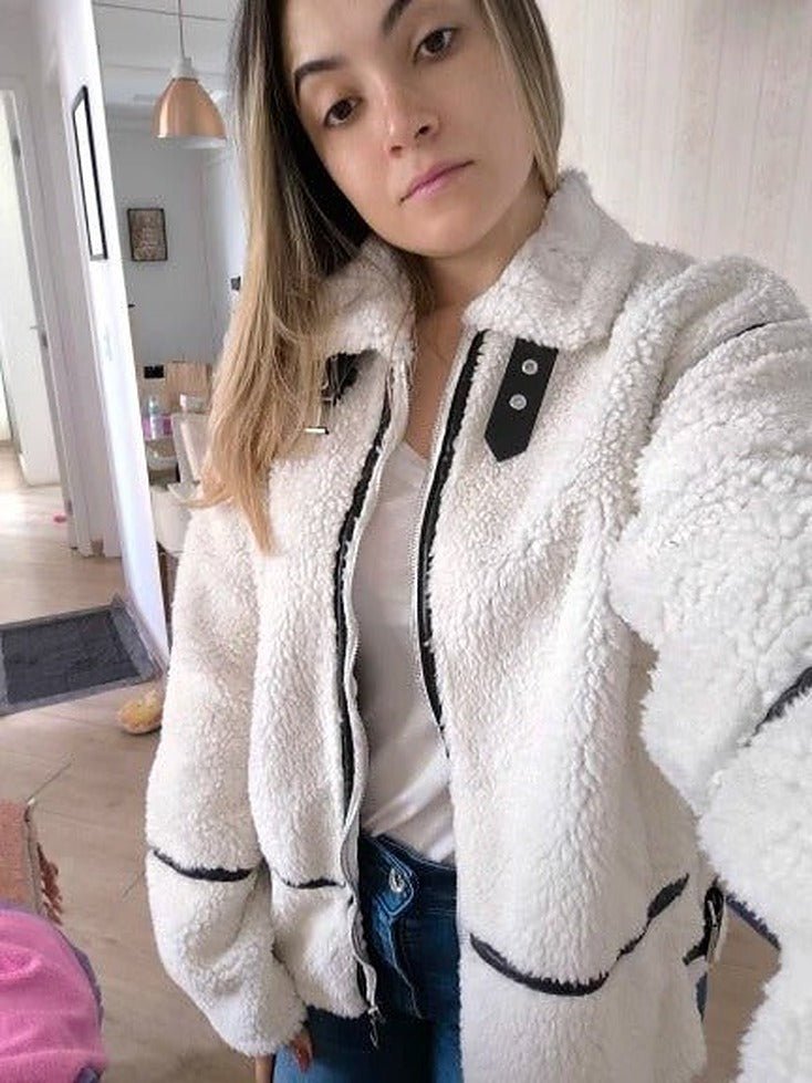Chantal Bouclé-Bomberjacke