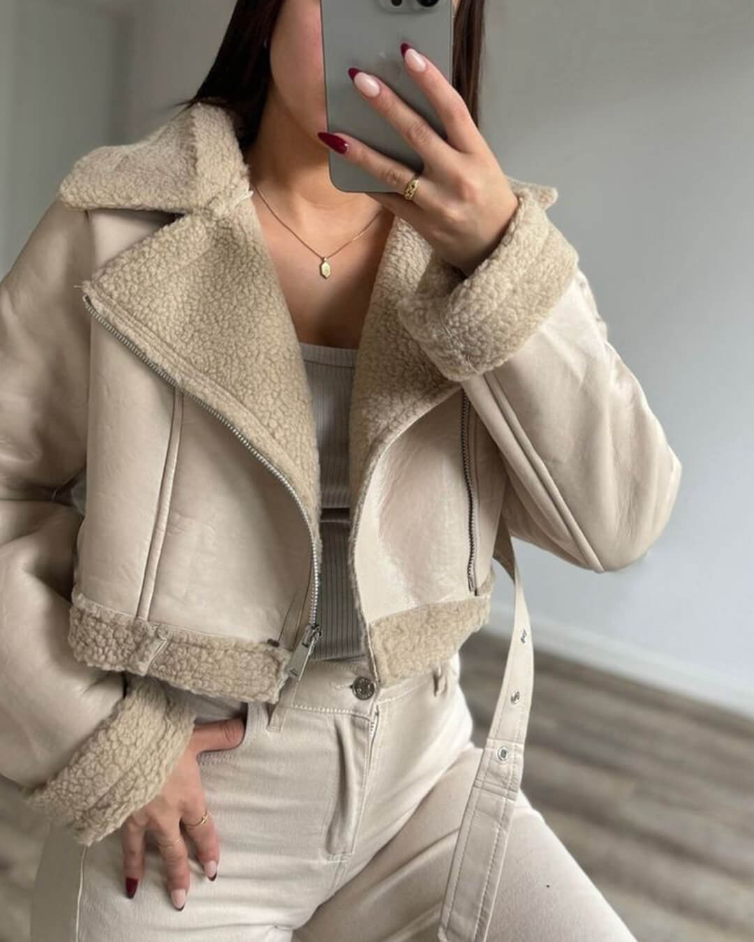 Cindy Jacke aus Velourslederimitat und Kunstpelz