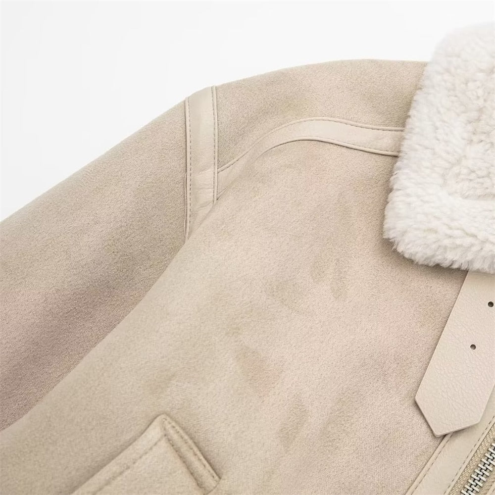 Cindy Jacke aus Velourslederimitat und Kunstpelz
