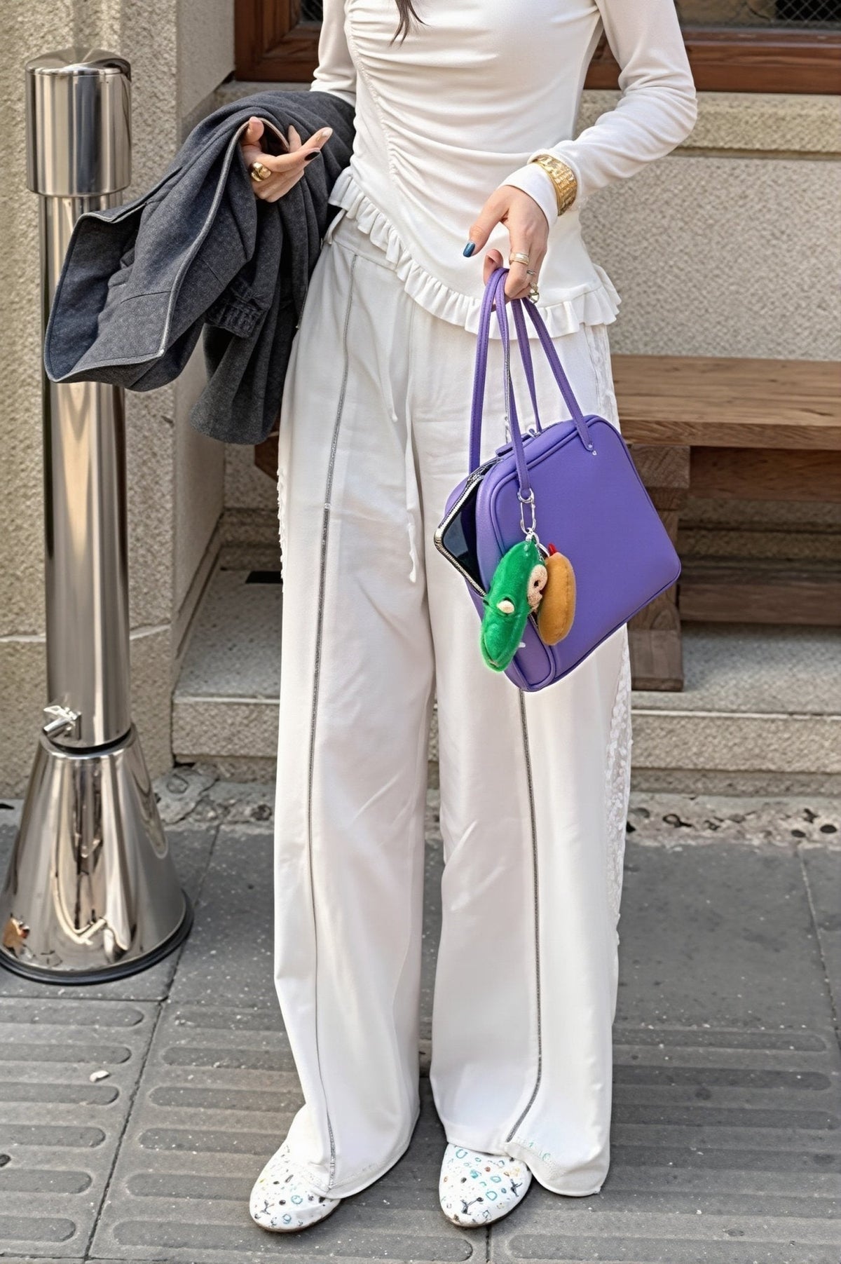 Clara Gerade Leinenhose mit Spitzeneinsätzen