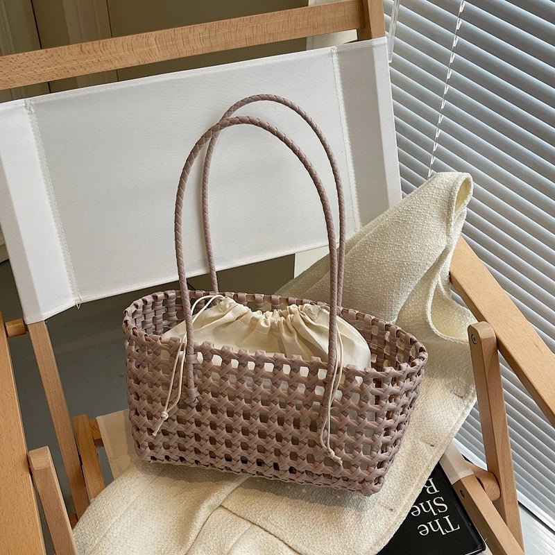 Claudia Schulter-Tragetasche mit Cut-outs