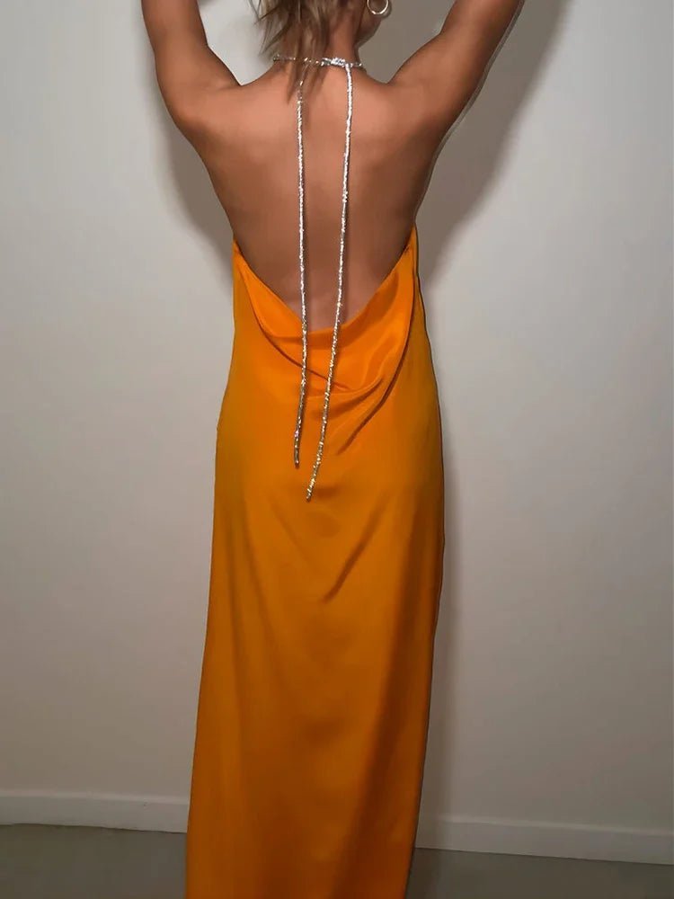 Claudia Pailletten-Maxikleid mit Neckholder