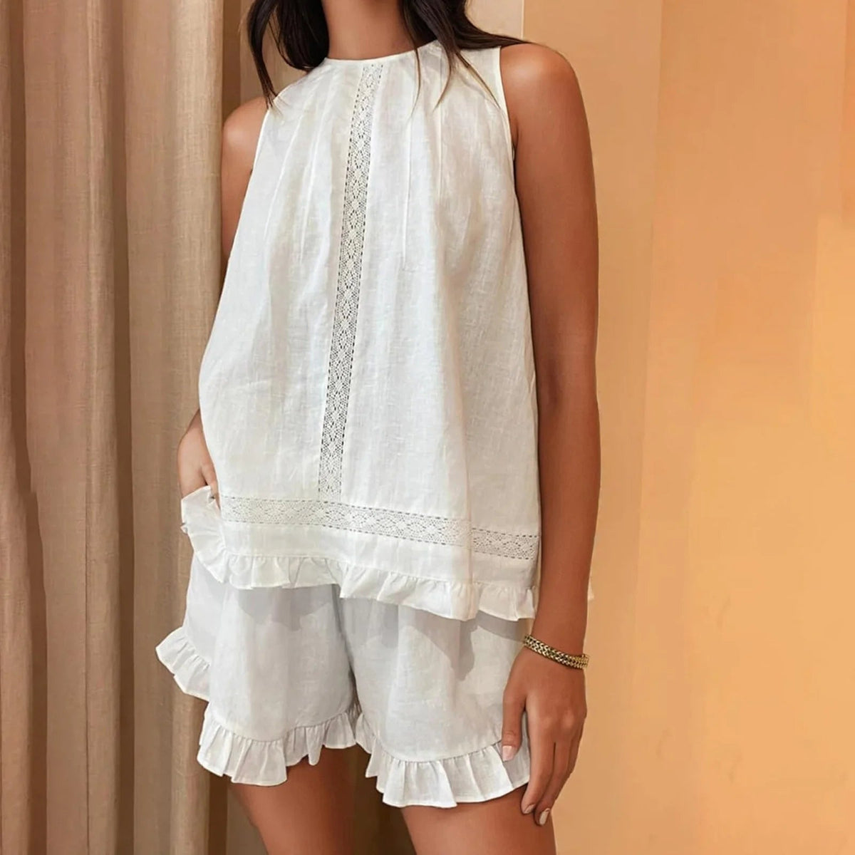 Dahlia ärmelloses Shorts-Set mit Rüschenbesatz
