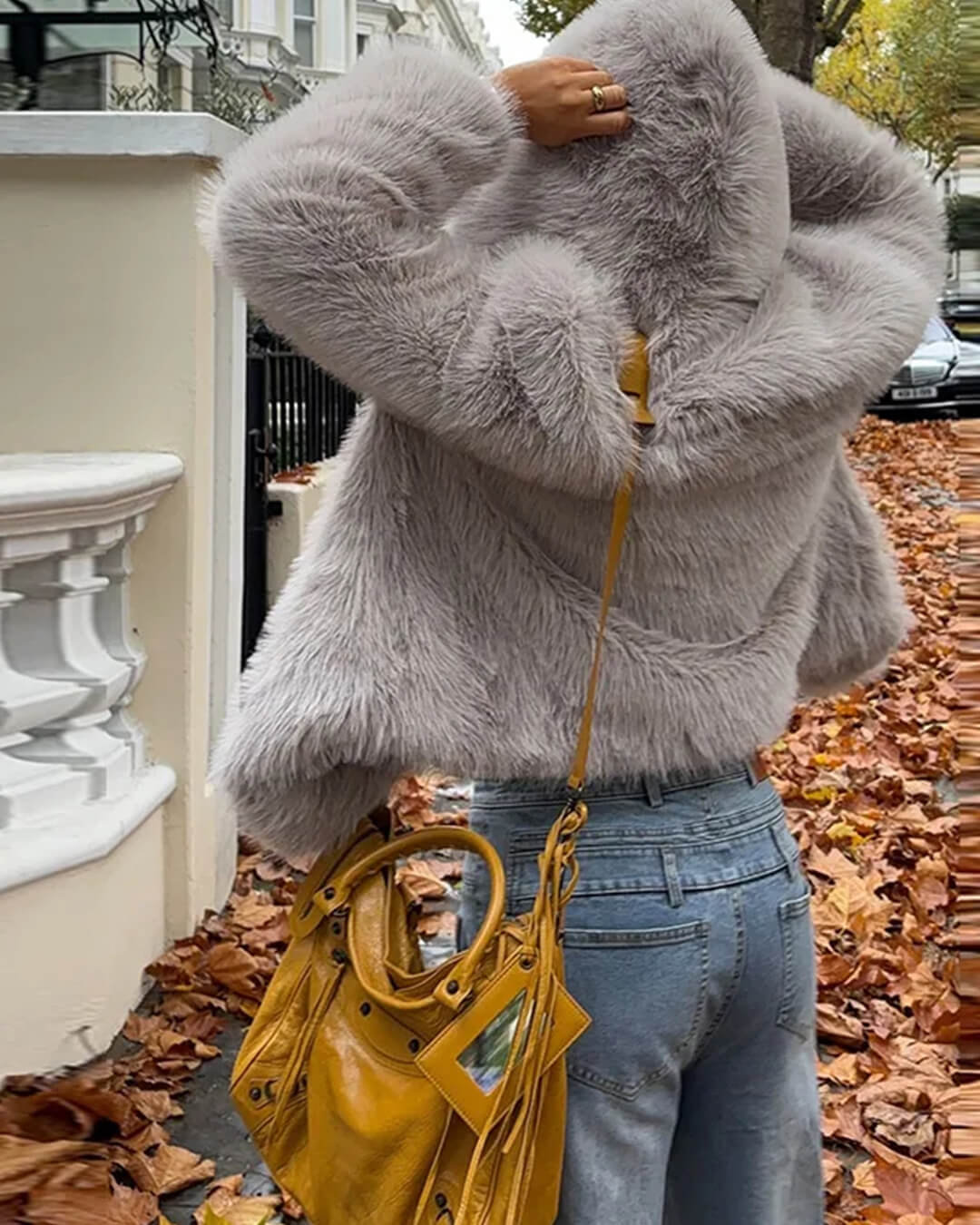 Dana Kunstpelzjacke mit Kapuze