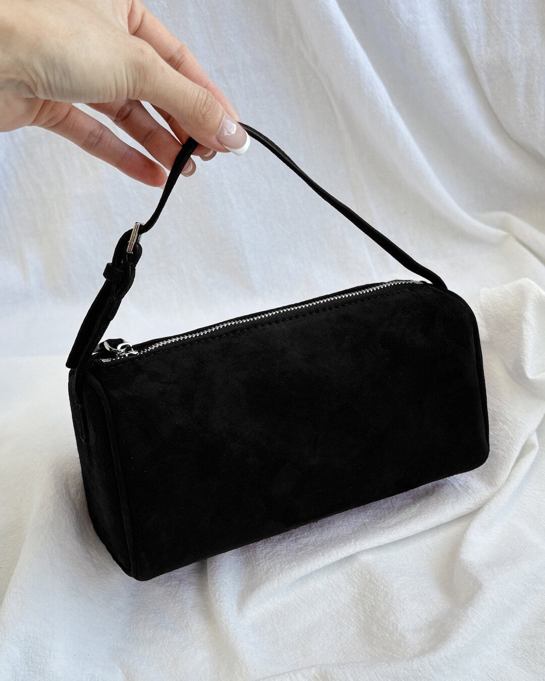 Danika Mini-Schultertasche aus Wildleder
