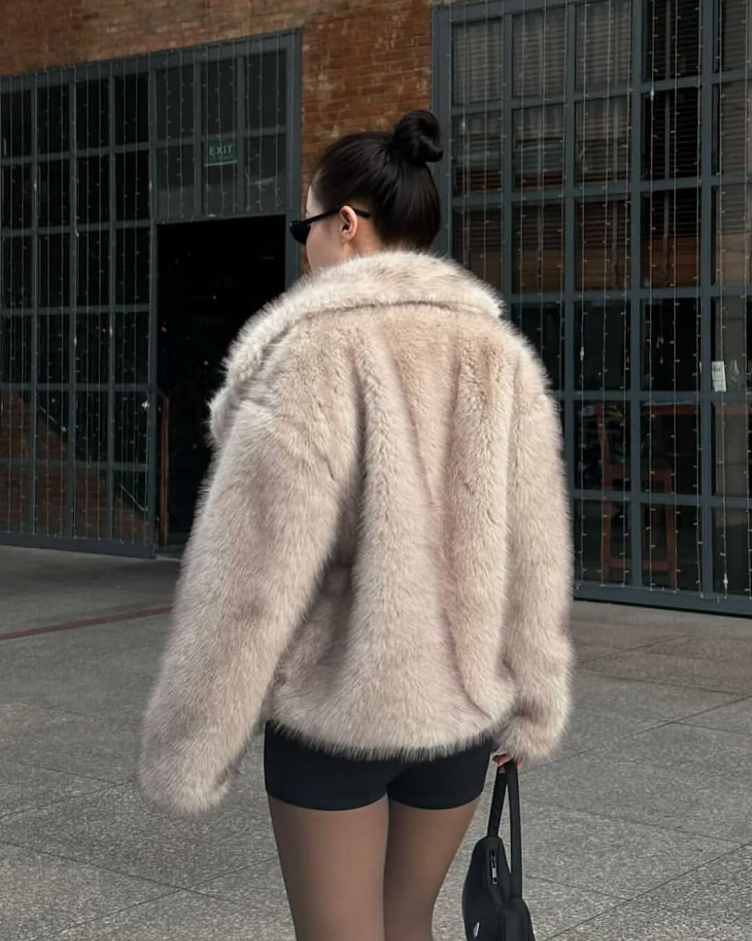 Darcy flauschige Jacke in mittlerer Länge