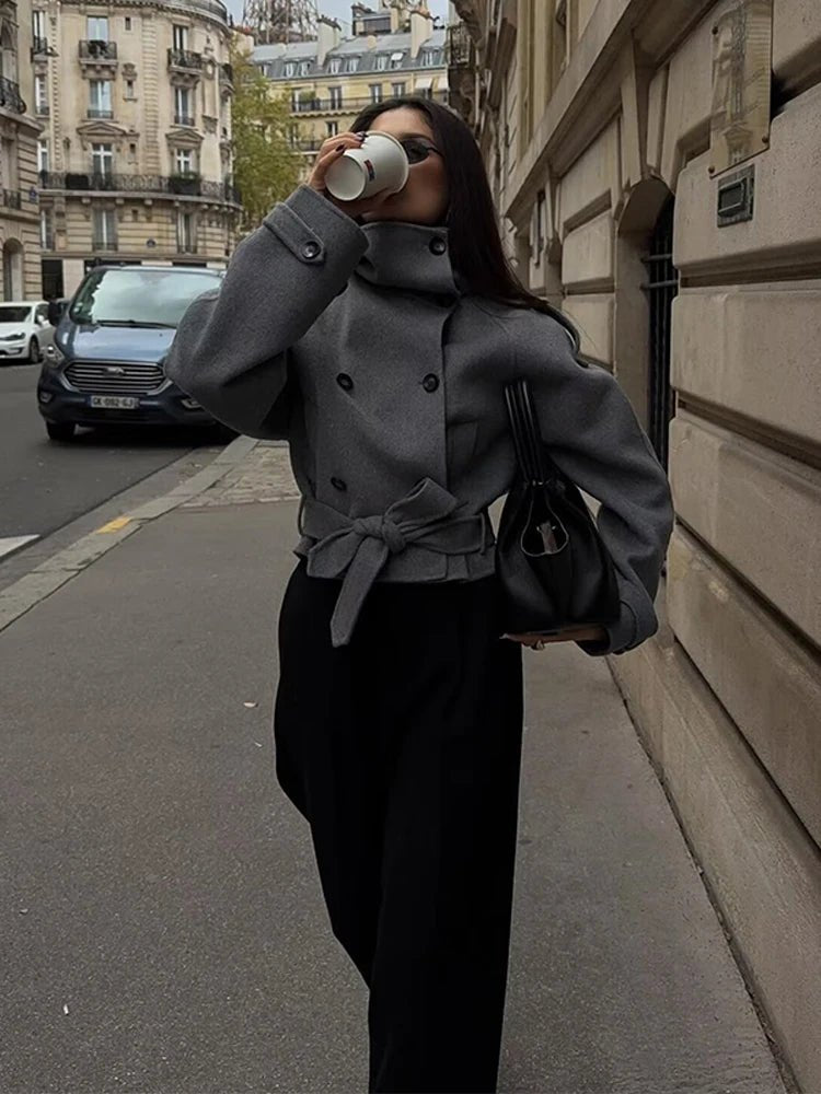 Debbie kurzer Trenchcoat mit Stehkragen