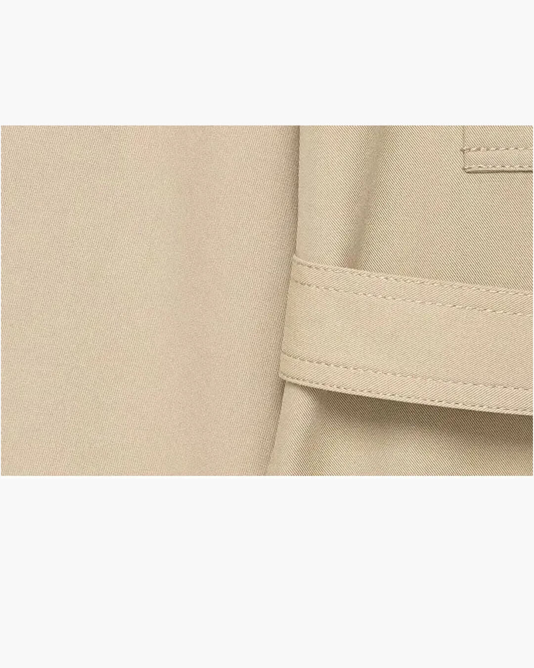 Debra Set aus Jacke und Shorts mit Gürtel