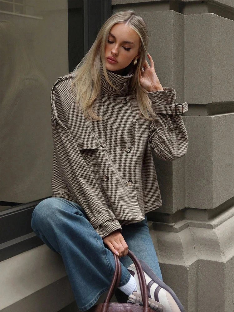 Denise Hahnentritt-Karo-Jacke