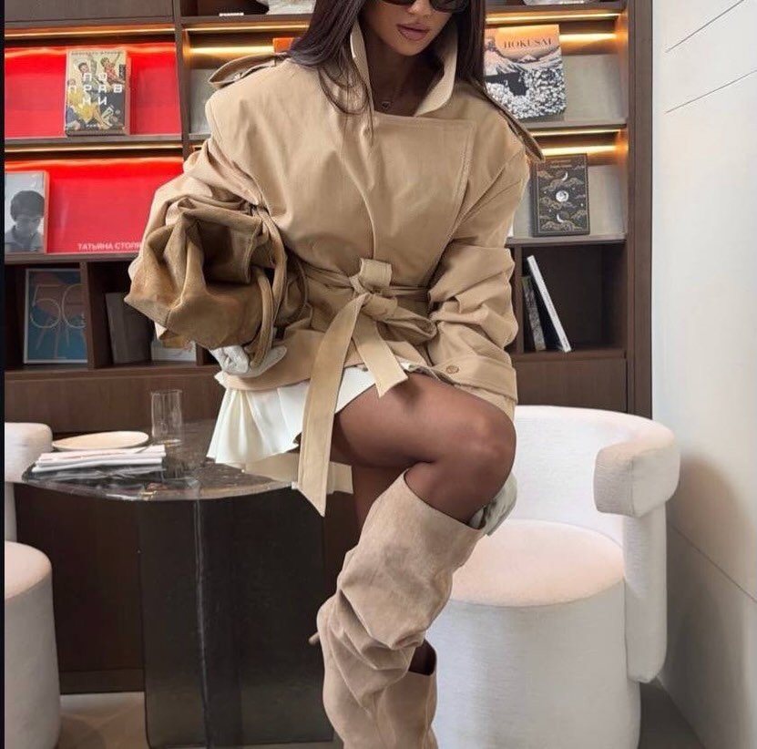 Kurzer Trenchcoat Dorothy mit Schnürung