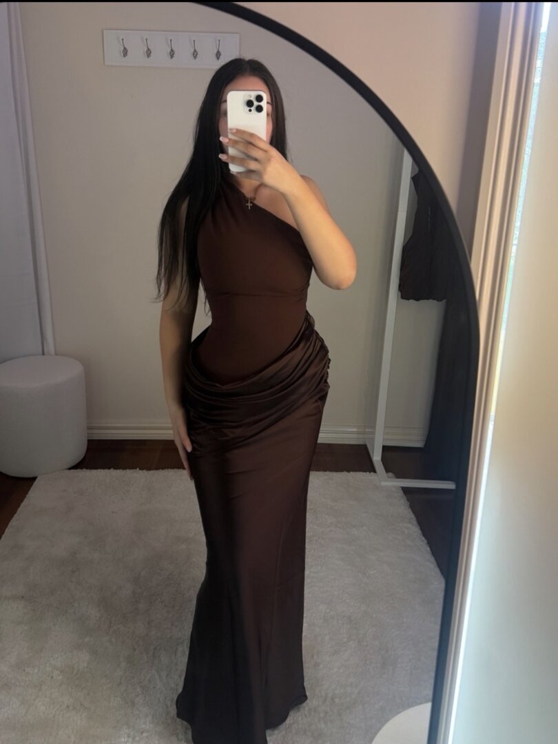 Ella One-Shoulder-Maxikleid