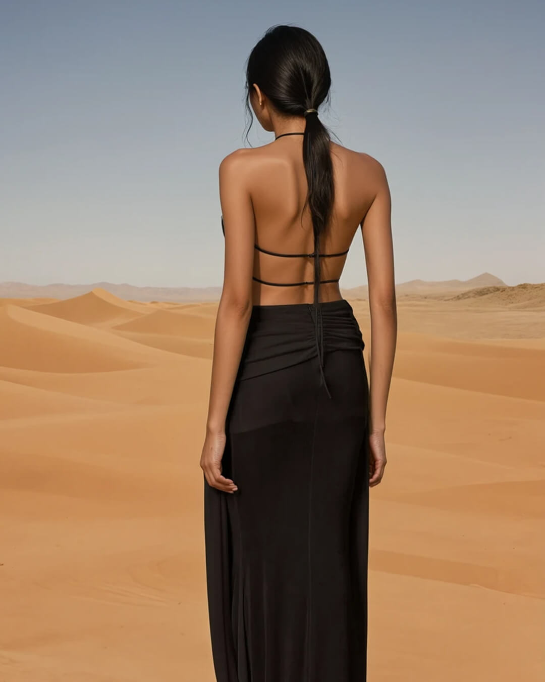 Elyse Maxikleid mit Neckholder und offenem Rücken