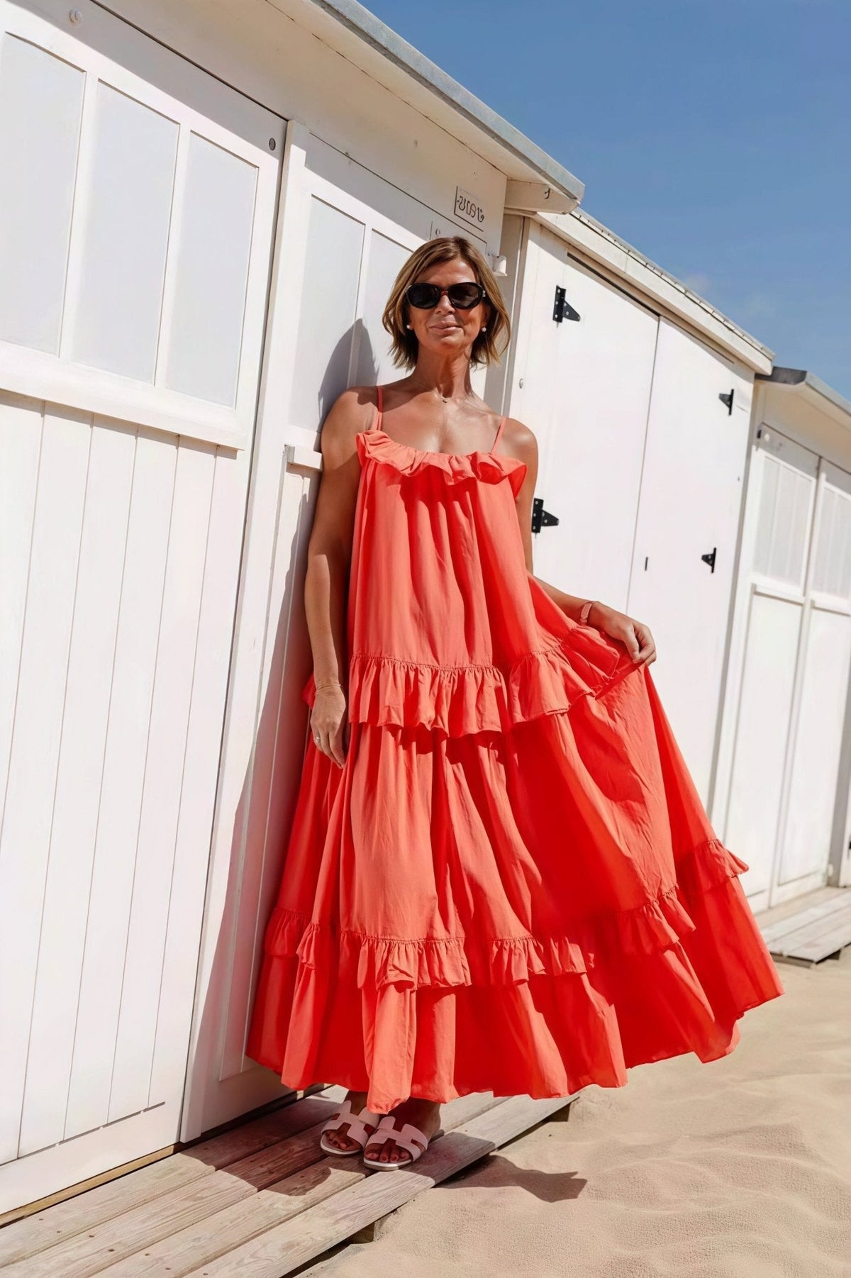 Emiliana Fließendes Maxikleid mit Rüschenabschluss