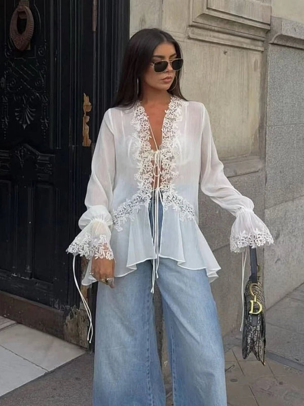 Emily Spitzen-Cardigan-Top