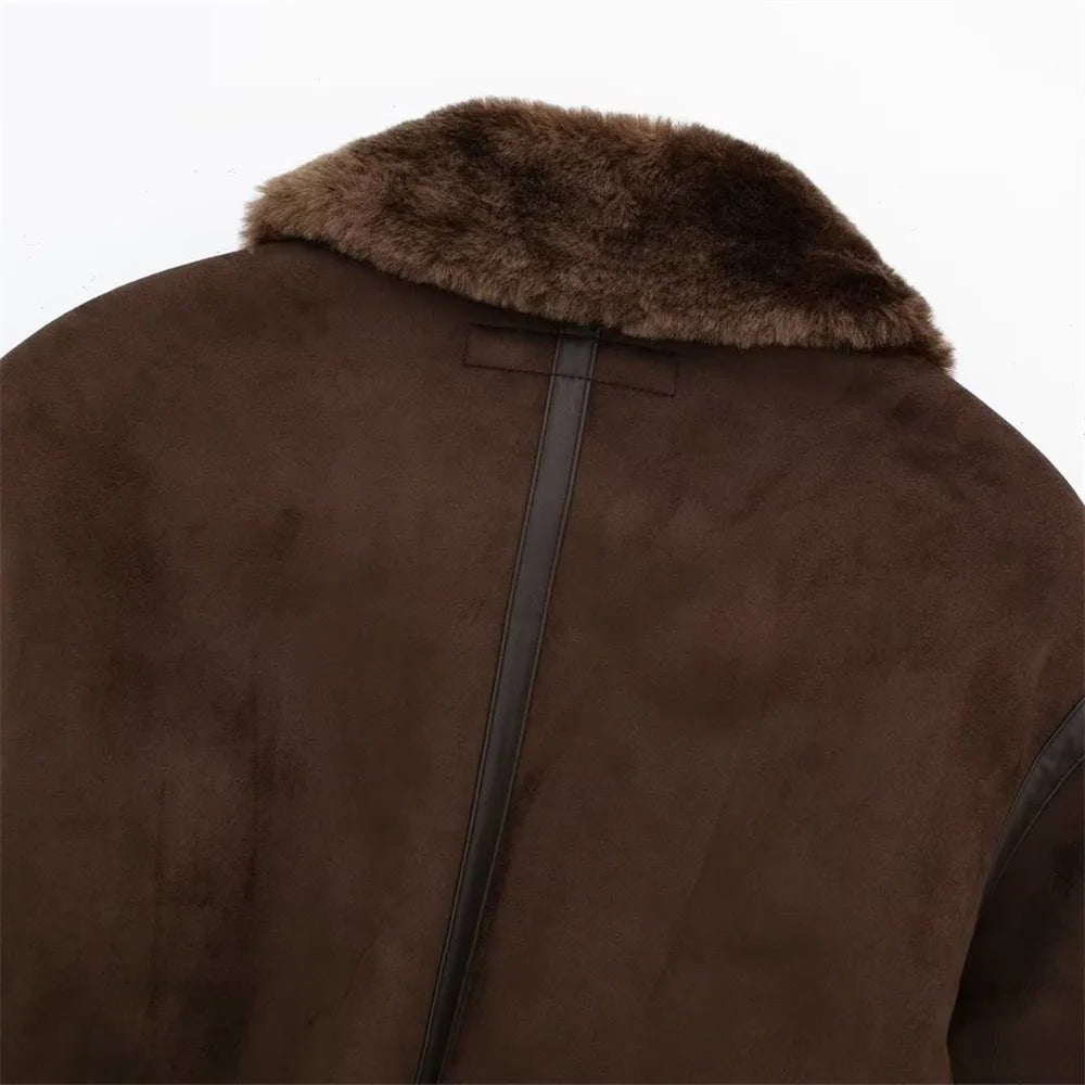 Esme Kurze Bomberjacke aus Veloursleder