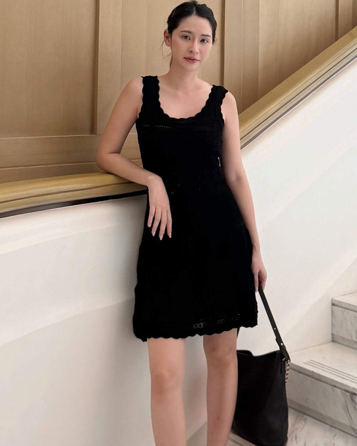 Esther gestricktes Midikleid mit Cut-outs