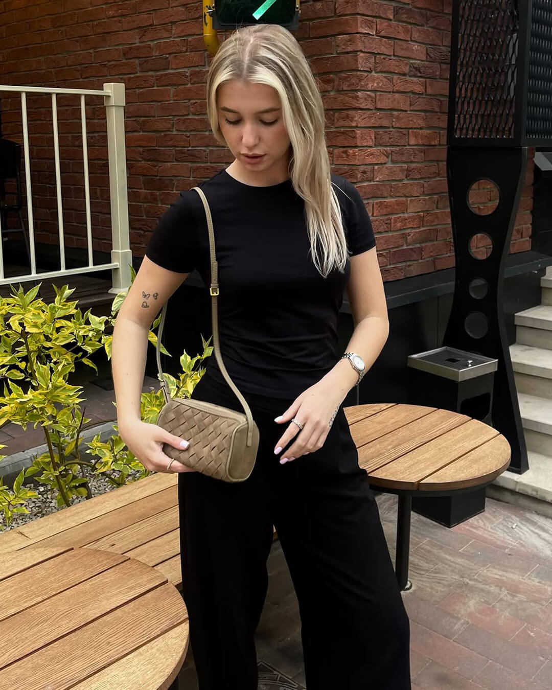Eva Geflochtene Wildledertasche